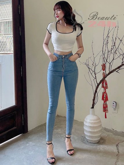 Áo Croptop cùng quần Jeans Skinny - Hình 1