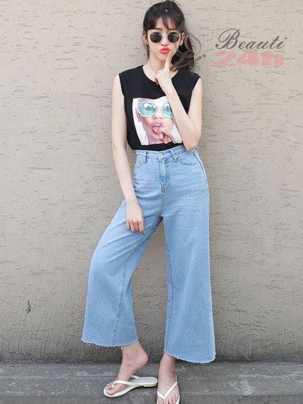 Áo thun cùng quần Jeans rộng - Hình 3